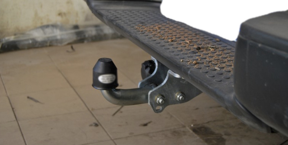 Фаркоп оцинкованный Galia V076A для Volkswagen Amarok 2010-(паспорт и сертификат в комплекте)(без электрики)