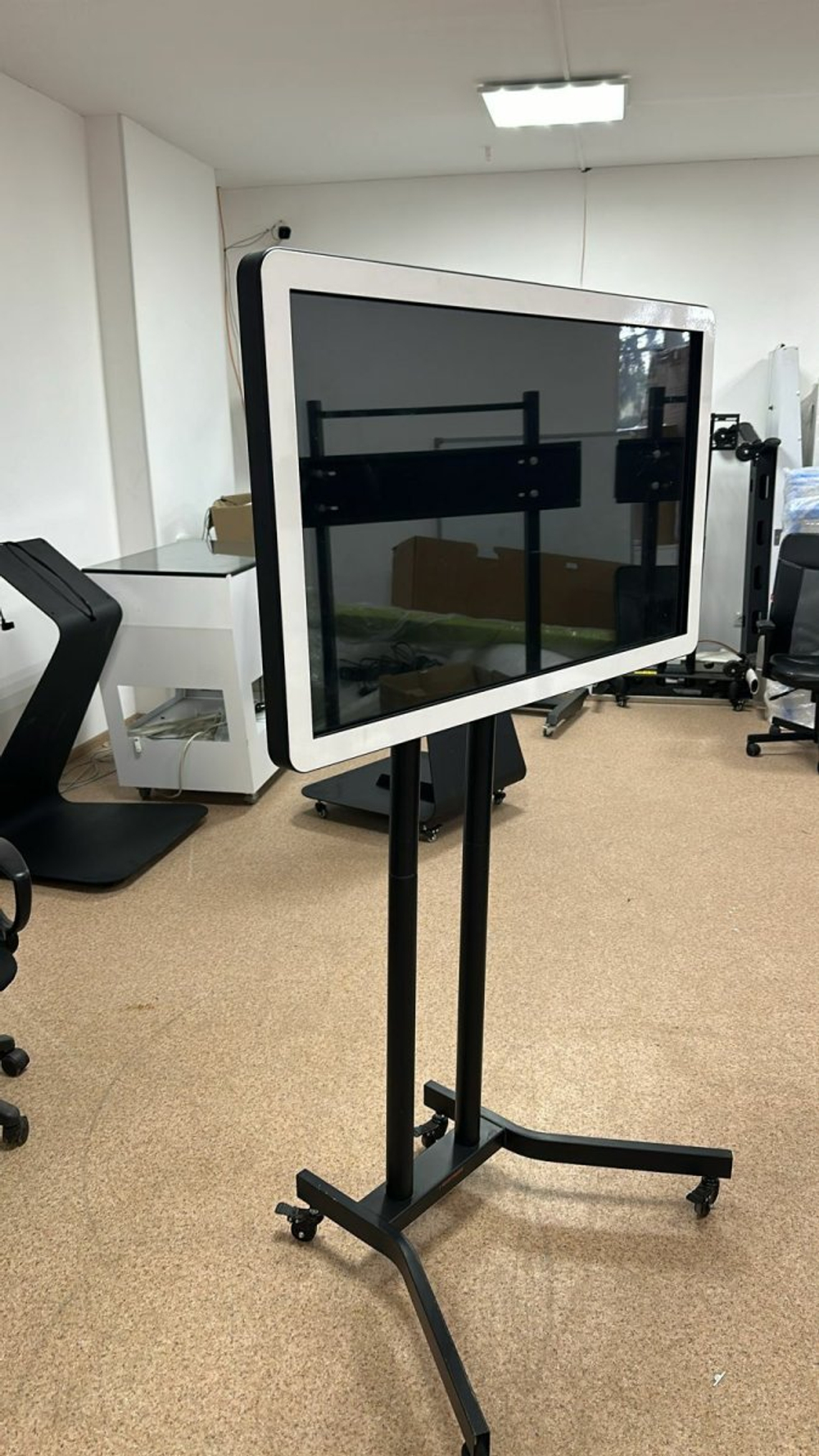 Интерактивный дисплей BM Stark New 27"