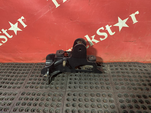 Кронштейн торсиона кабины правый 2023г.