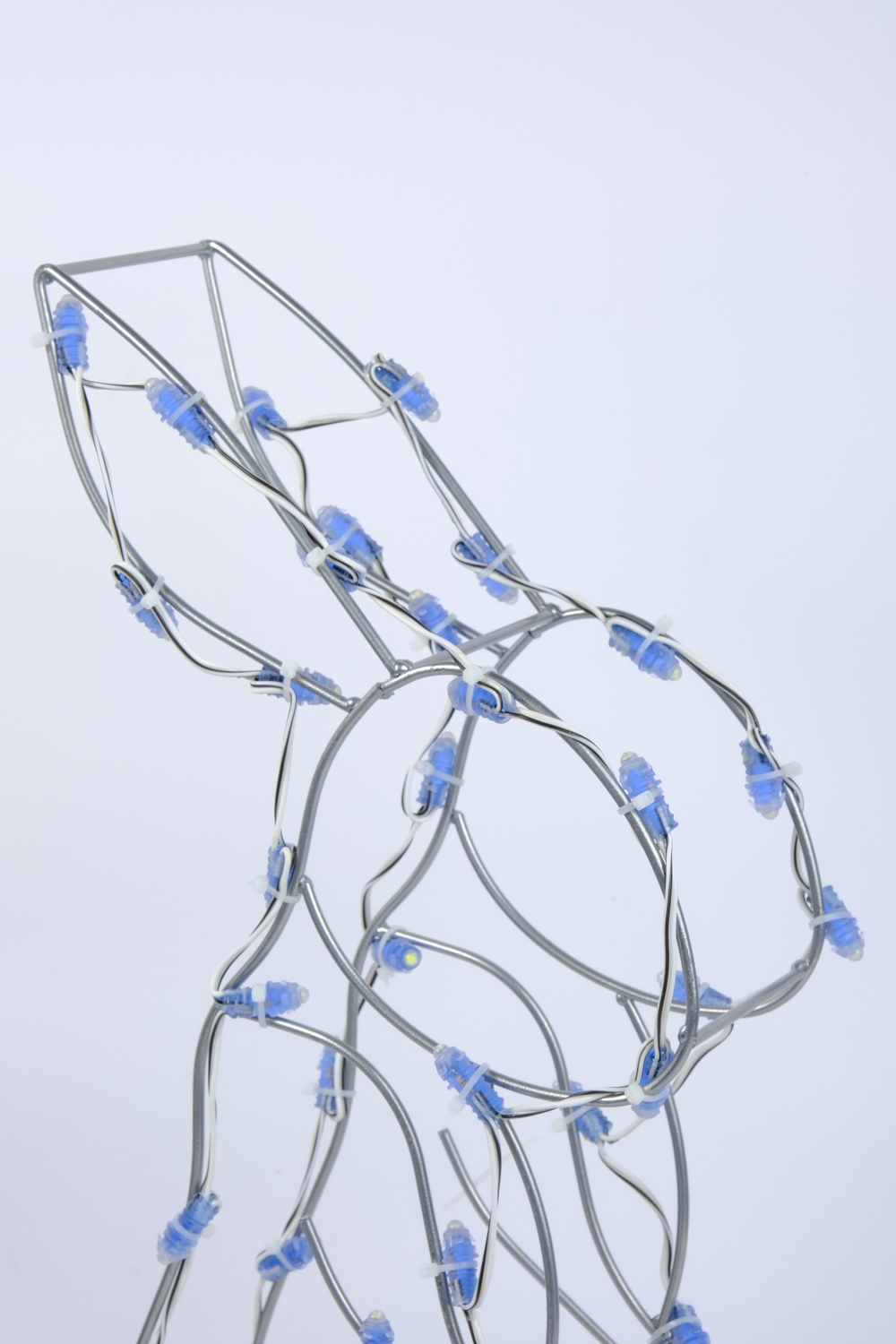 Фигура светодиодная внешняя Заяц 24x49см, на металлическом каркасе 50LED,холодный белый,постоянно св