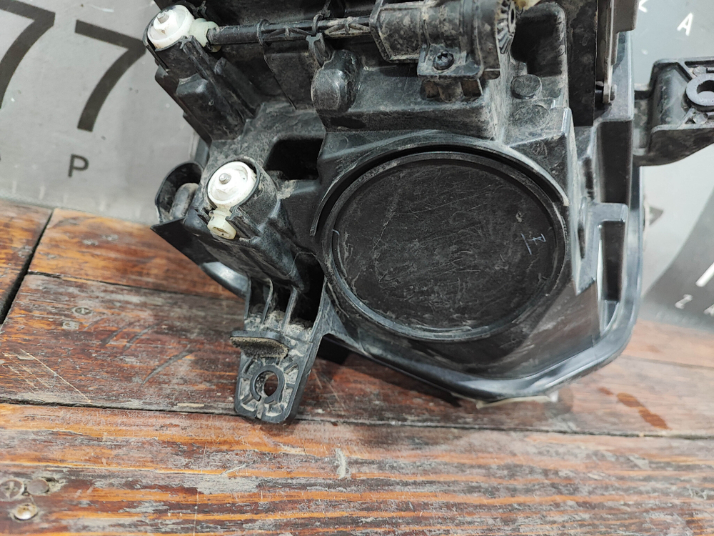 Фара левая LED Omoda C5 22-нв Б/У Оригинал 605000530AA