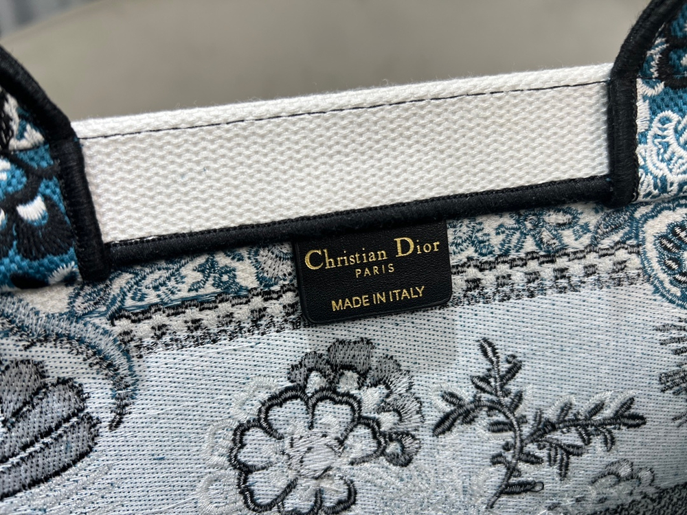 Christian Dior Book Tote 42 cm