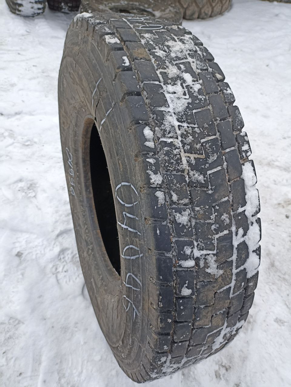 10.00R20 Satoya SD-062 шина б/у