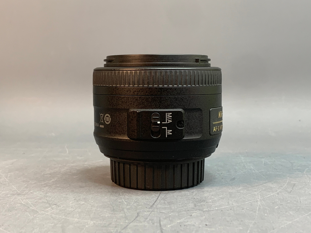 Nikon 35mm 1.8G