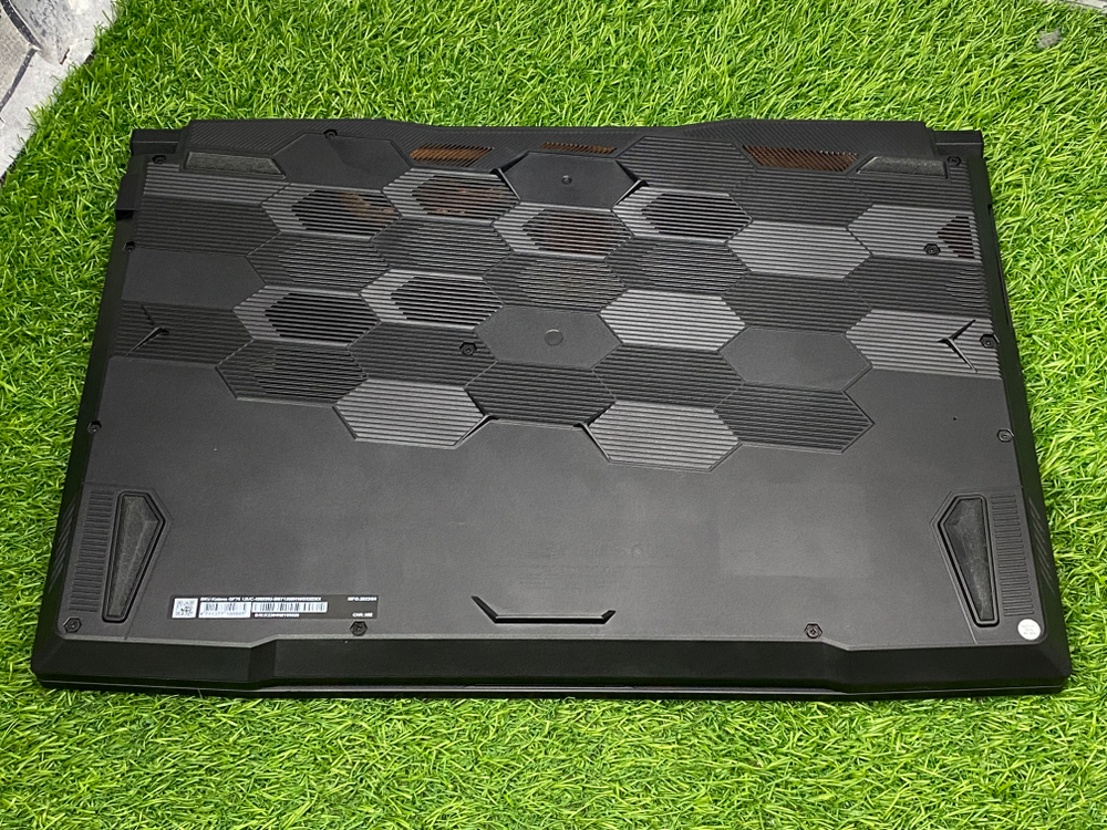 Игровой MSI 17' i7-12650H/RTX 3050 4GB/16GB/512GB/IPS 144Hz/ Katana GF76[12UC-420XRU]/Windows 10