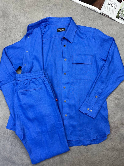 Льняной костюм Kiton