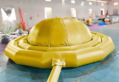 Надувное оборудование «Надувной живот» 3*3*1,2 м, жёлтый