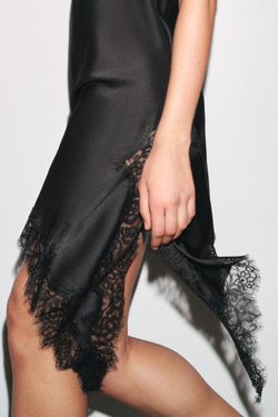 ZARA ПЛАТЬЕ АСИММЕТРИЧНОГО КРОЯ С КРУЖЕВОМ — ZW COLLECTION, ЧЕРНЫЙ