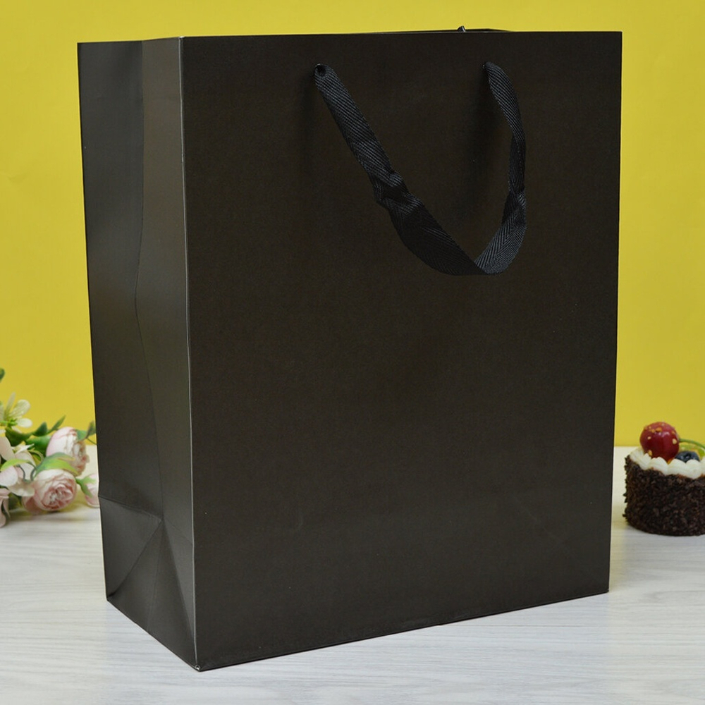 Пакет бумажный 26*32*13см с ручками Крафт черный