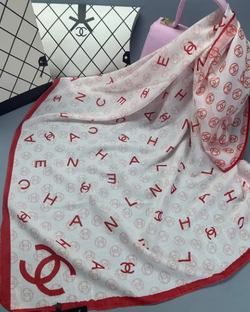 Шерстяной платок Chanel