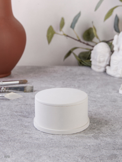 Статуэтка Космонавт с сердцем и шкатулка для украшений