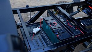 Грузовой электрический трицикл WHITE SIBERIA SIBTRIKE PRO CARGO 2000W (60V/36Ah) - версия 2025 года фото №26