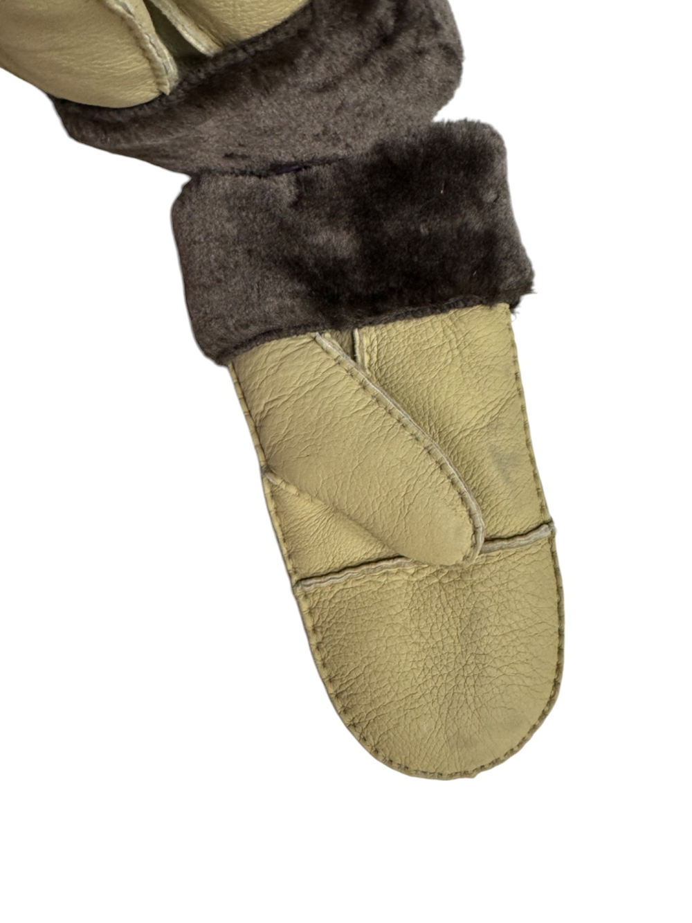 Варежки. Женские. Материал верха: Дубленка. Подклад: Дубленка. 10 шт в упаковке, разные цвета.