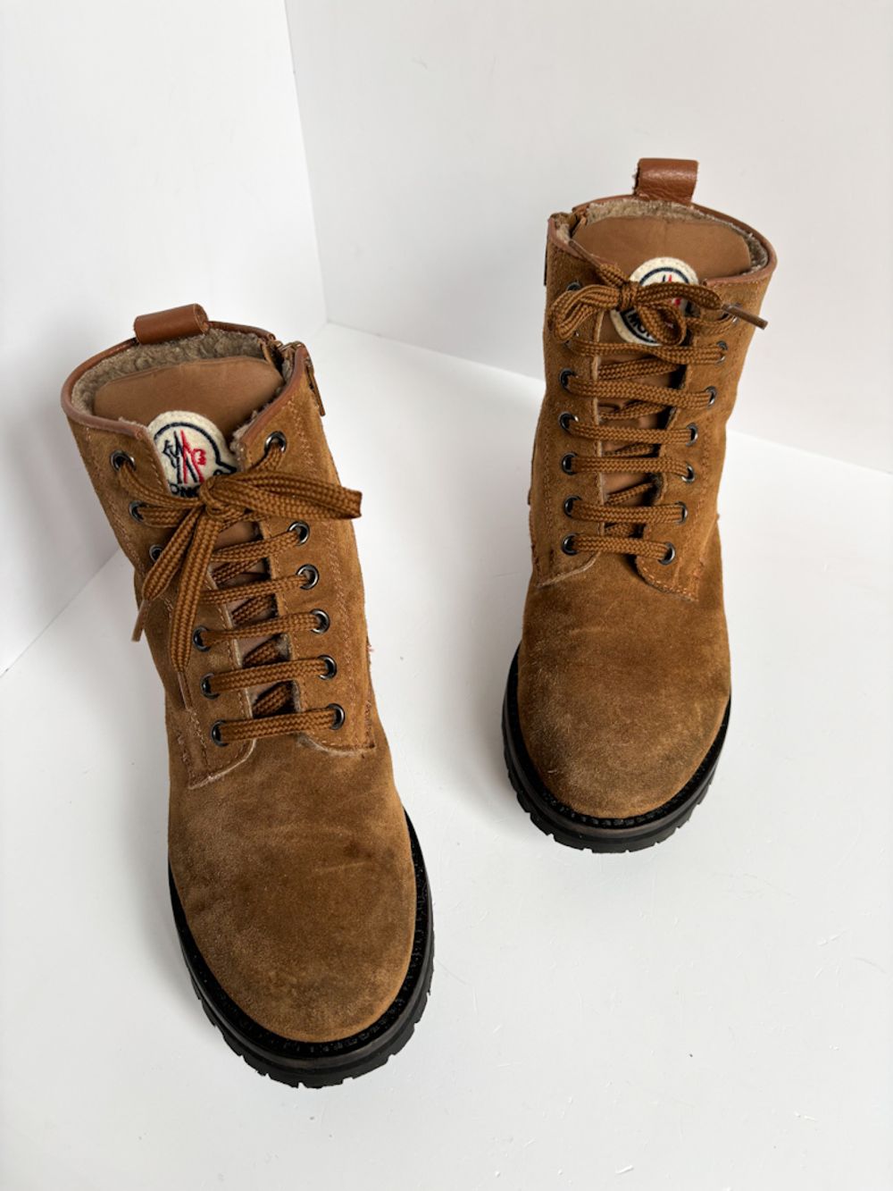 Замшевые ботинки Moncler, 32