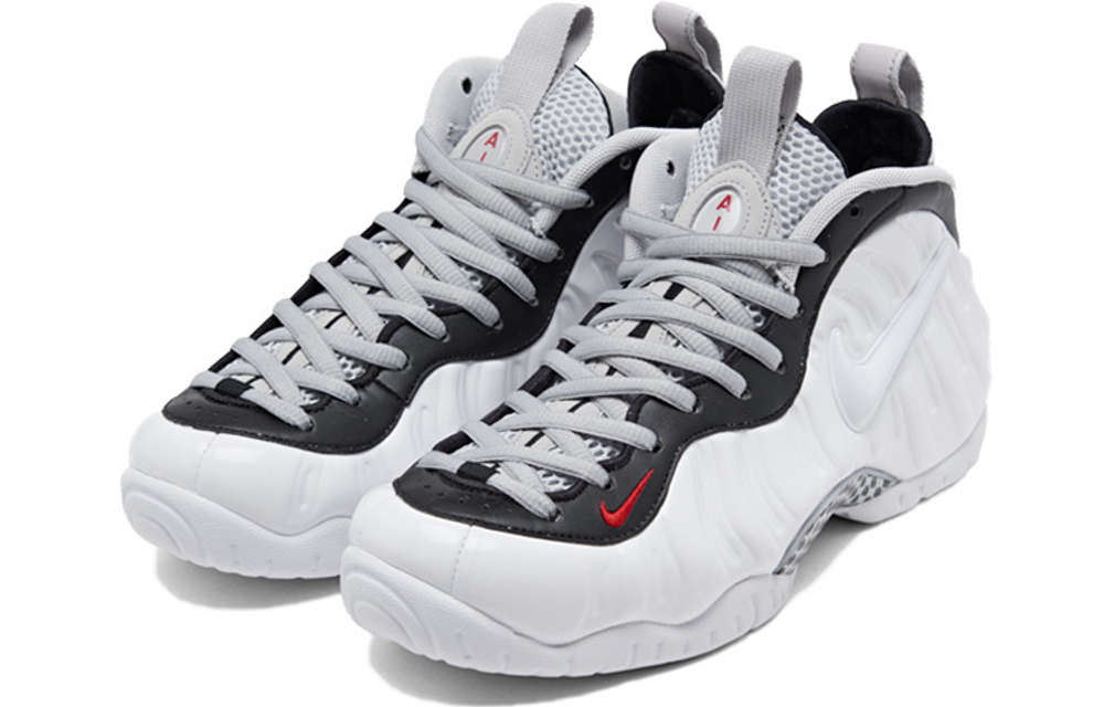 Nike Foamposite Pro spray foam mid-top retro basketball shoes for men and women in the same black and white