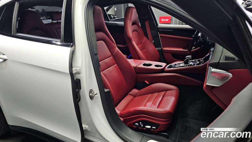 Porsche Panamera (971) 3.0 AWD (04.2020)