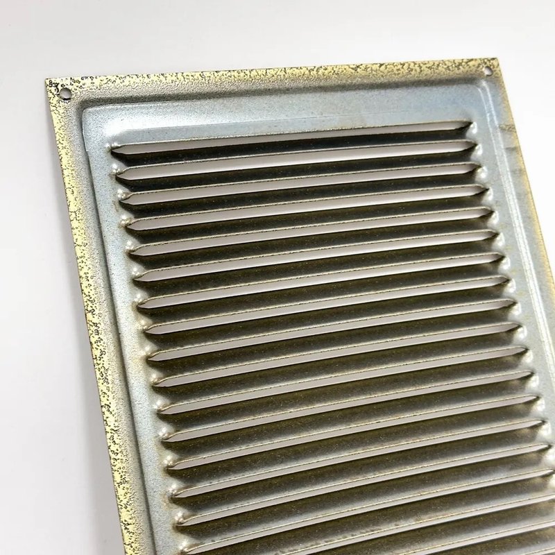 Решетка вентиляционная металлическая 160х240 бронзовая