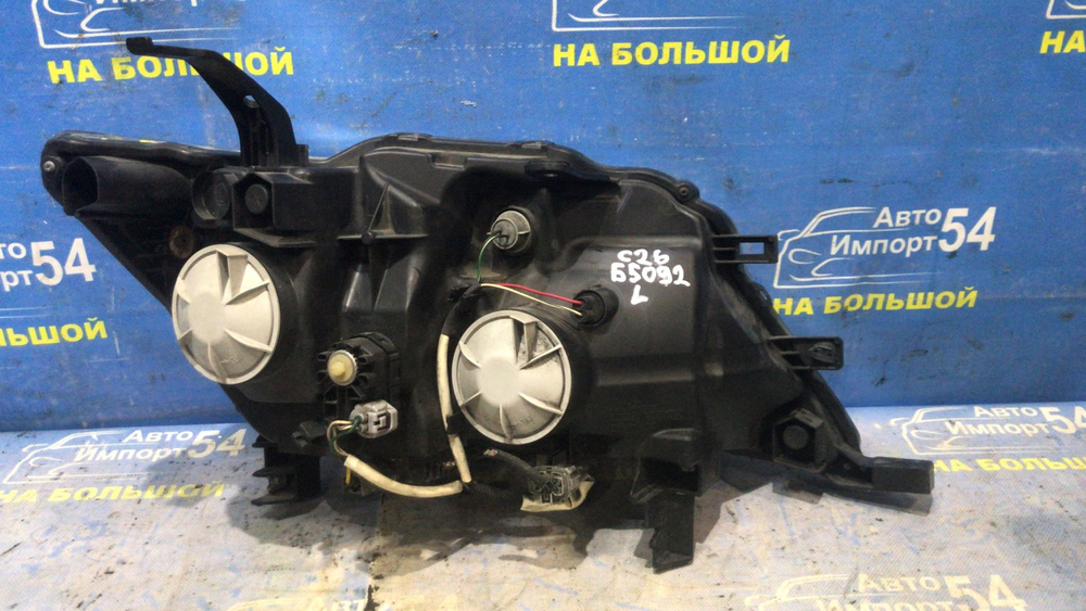 Фара передняя левая NISSAN SERENA 2010-2013