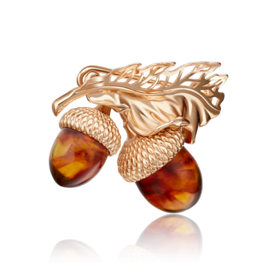 Брошь «Желуди» из красного золота с янтарём