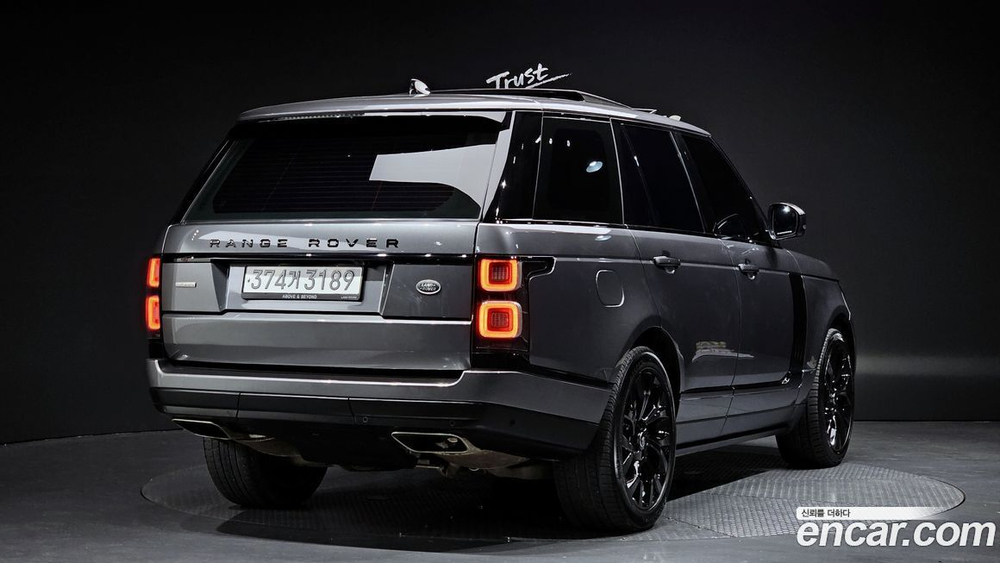 Land Rover Range Rover 4 Generation 4.4 SDV8 Vogue SE Дизель (12.2019)