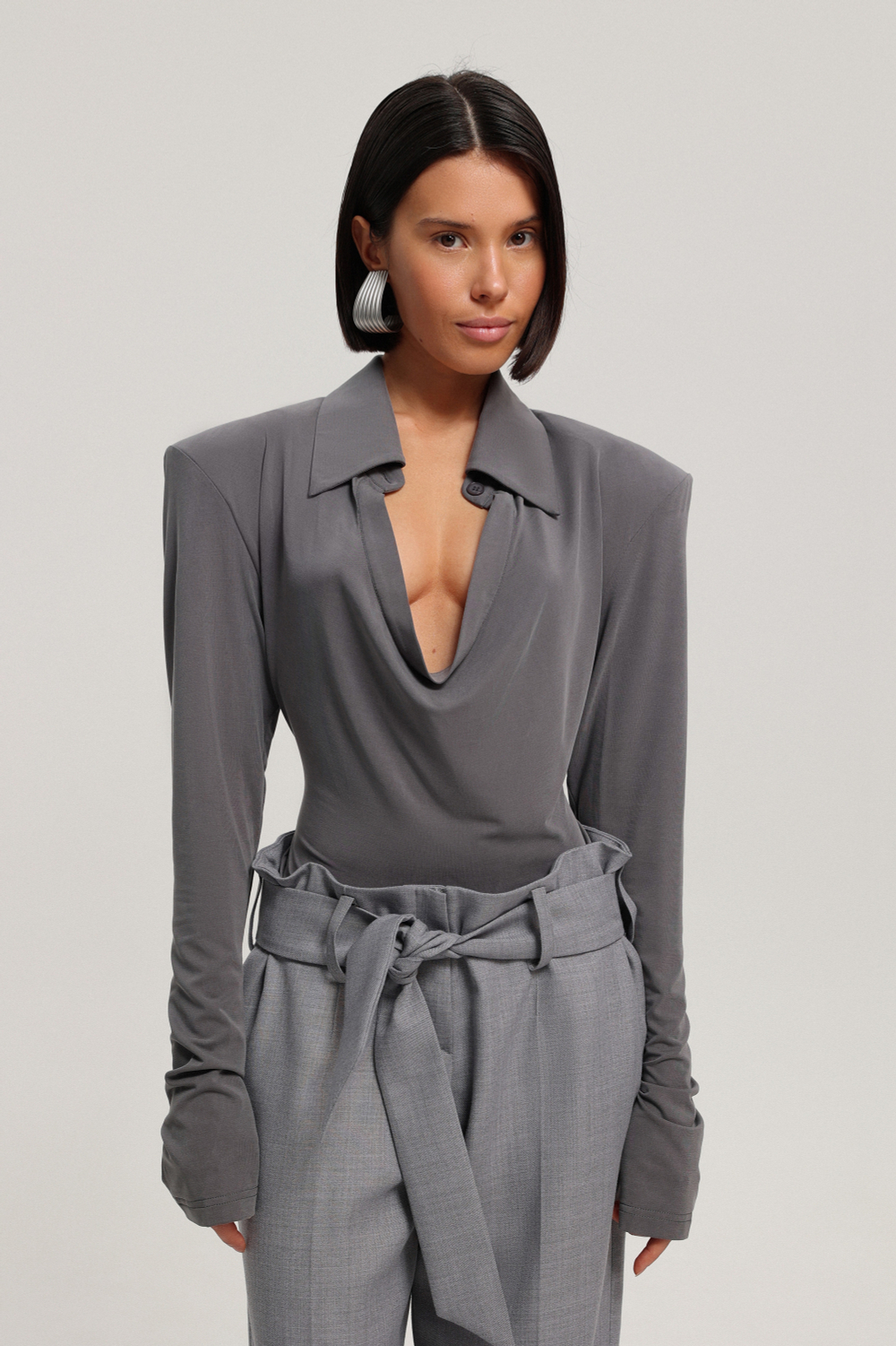 Брюки с посадкой на бёдрах