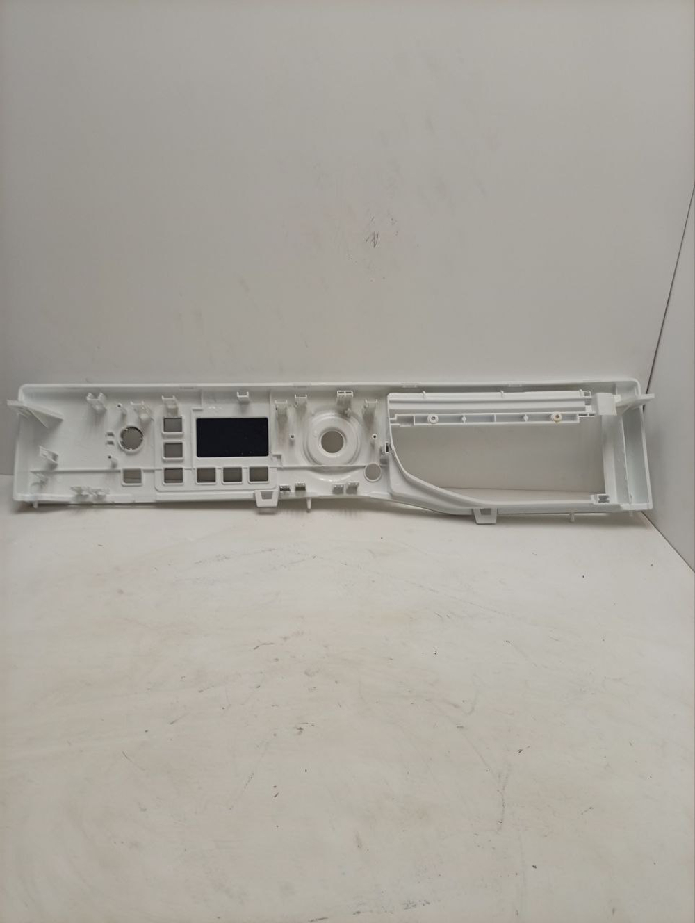 RST703DW кт18 Панель лицевая стиральной машины Ariston 250007251 б/у