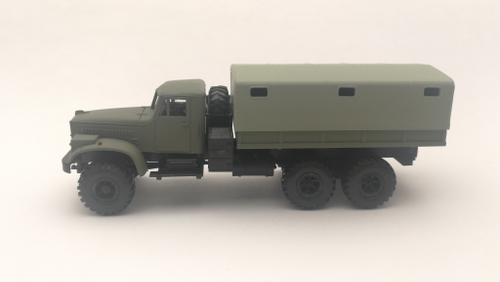 Автомобиль КРАЗ зеленый тент