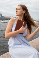 Набор с гравировкой: Ежедневник недатированный и Ручка роллер Parker IM Premium T318 Pearl GT (корич