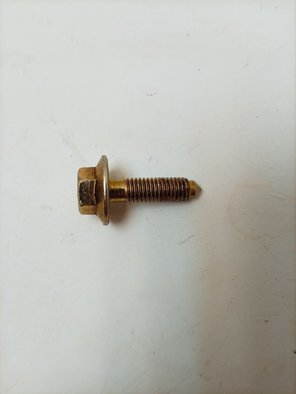 S1WTF3002A кт14 Болт крепления шкива для стиральной машины Siemens б/у