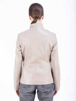 Куртка из натуральной кожи