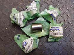 Втулка 61M9-90350