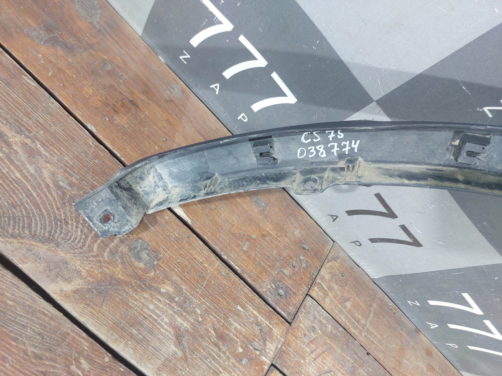 Накладка крыла заднего правого Changan CS35  Б/У Оригинал S3011190410