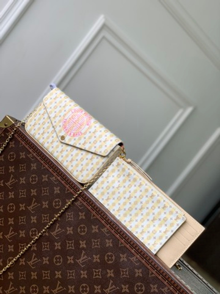 Louis Vuitton Pochette Felicie