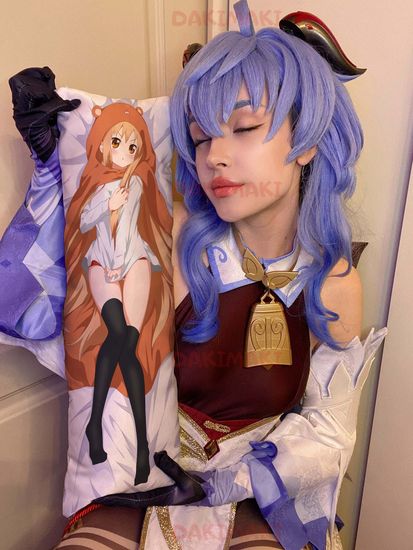 Мини дакимакура Умару Дома из Двуличная сестрёнка Умару! арт. M0493, 60х20 см