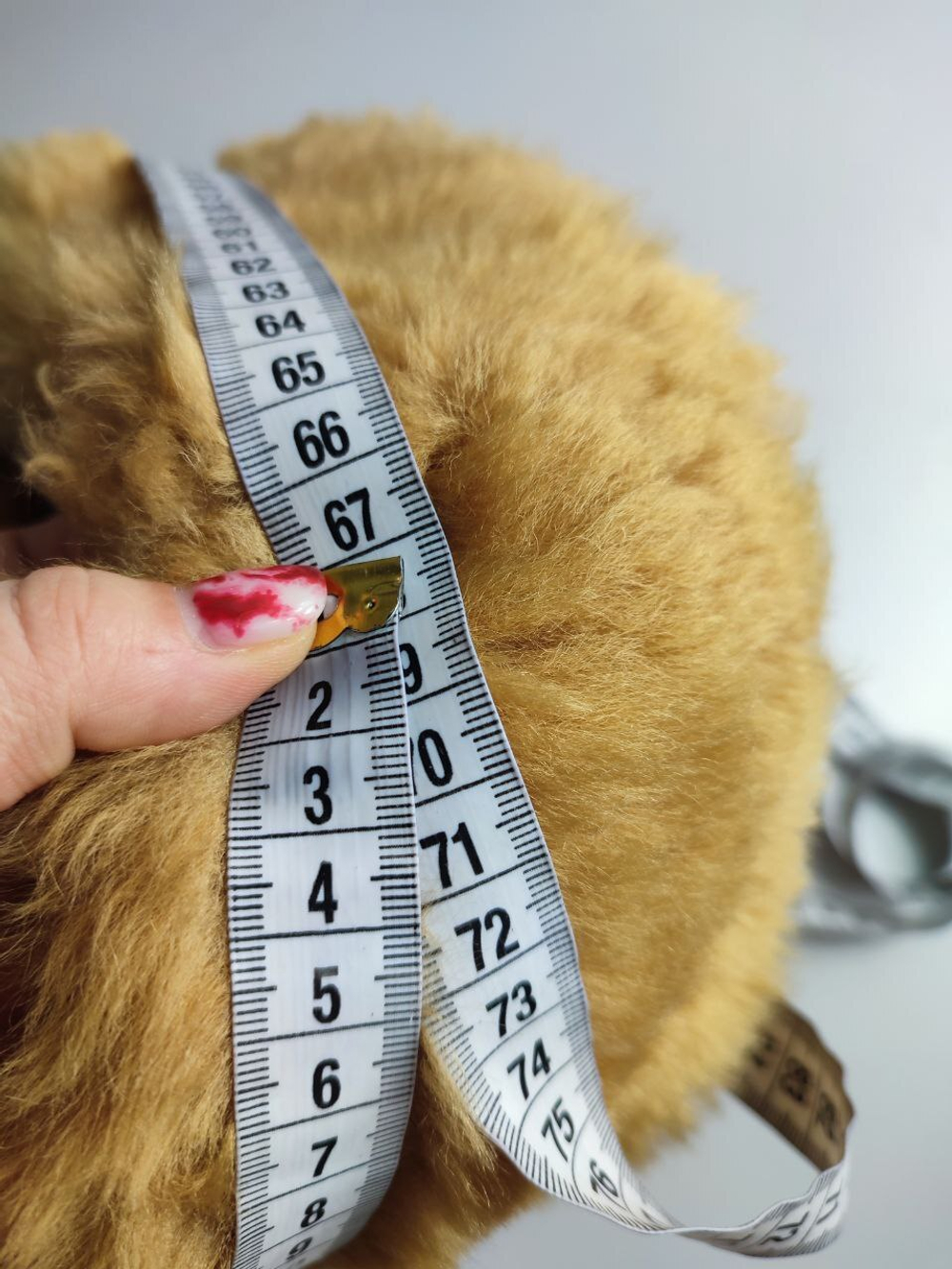 Шапка стильная