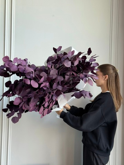 Охапка эвкалипта в красном оттенке 5 шт