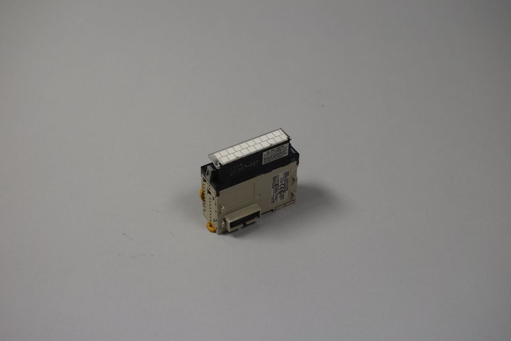 OMRON CJ1W-TC002