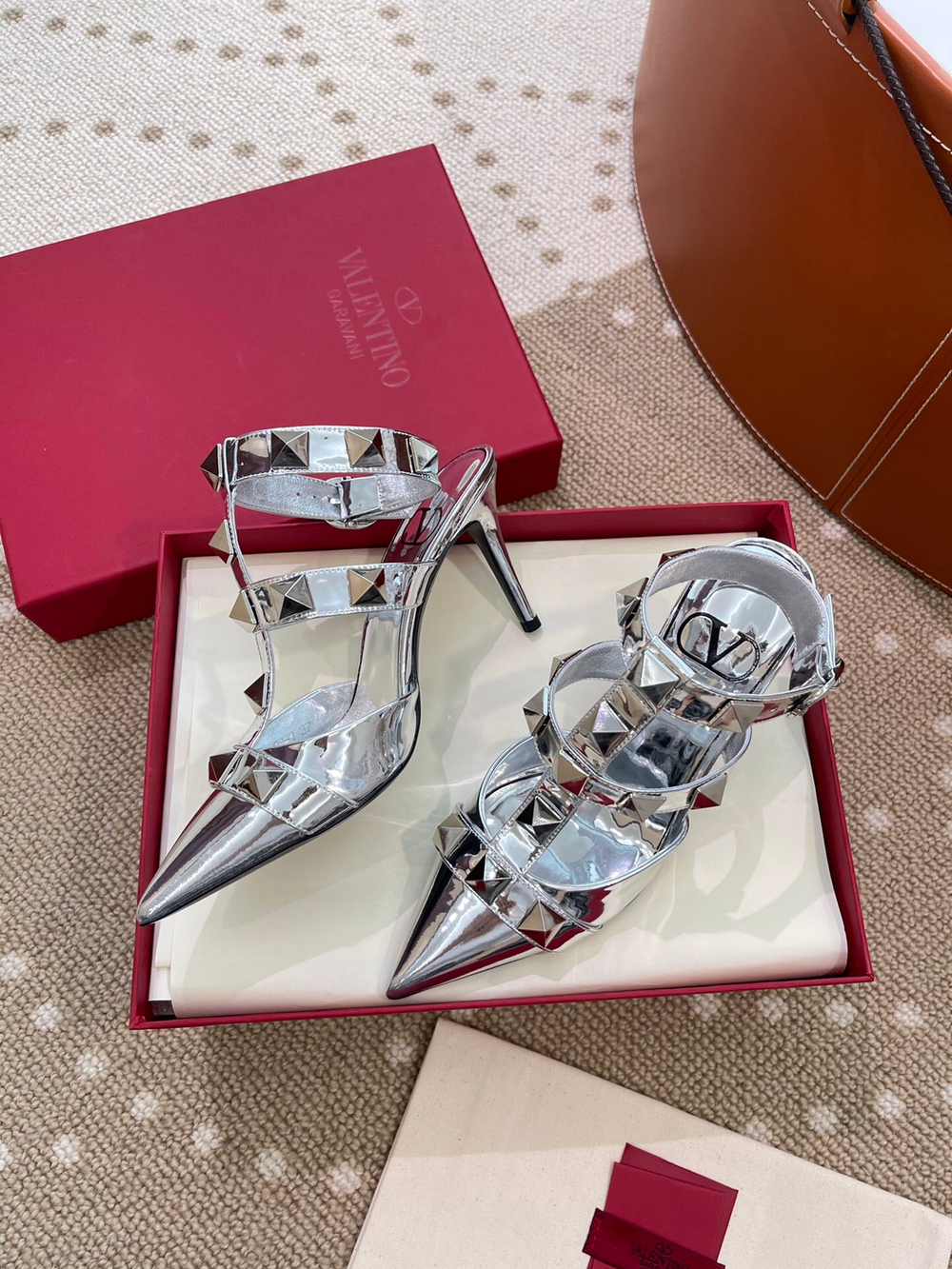 Valentino Garavani Roman Stud 8.5 cm