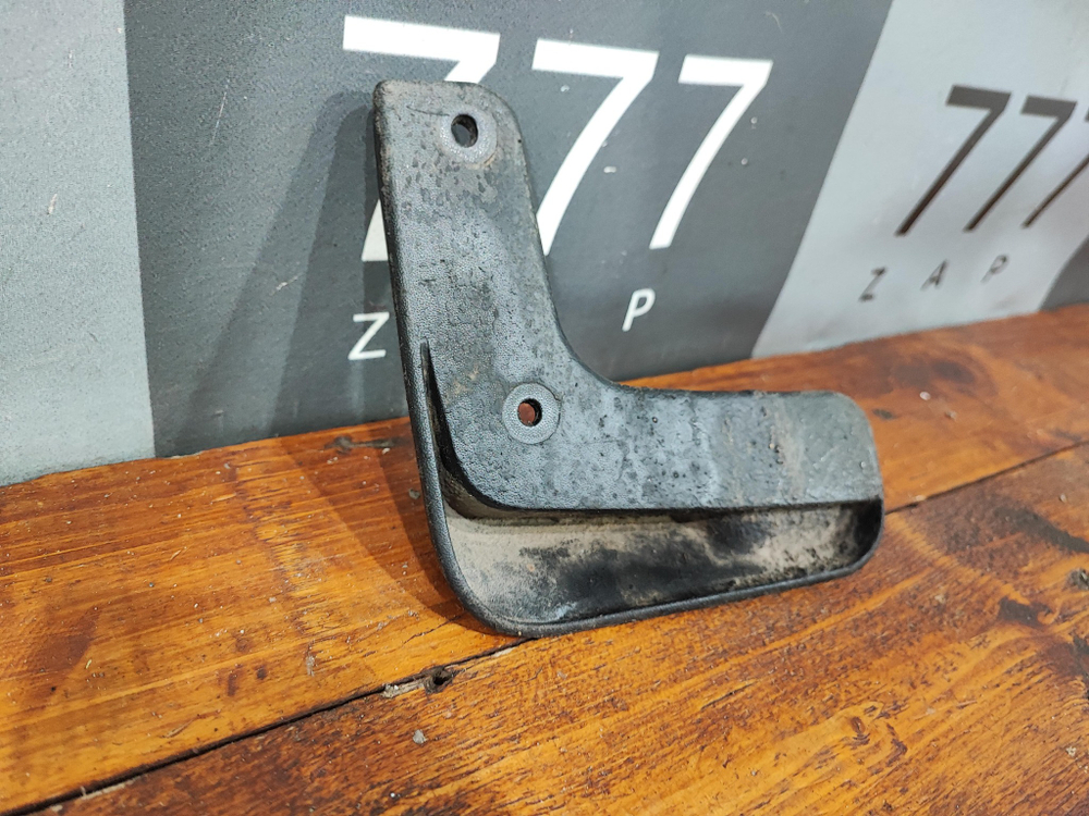 Брызговик задний правый Hyundai Creta 1 (GS) 16-21 Б/У Оригинал 86842M0100