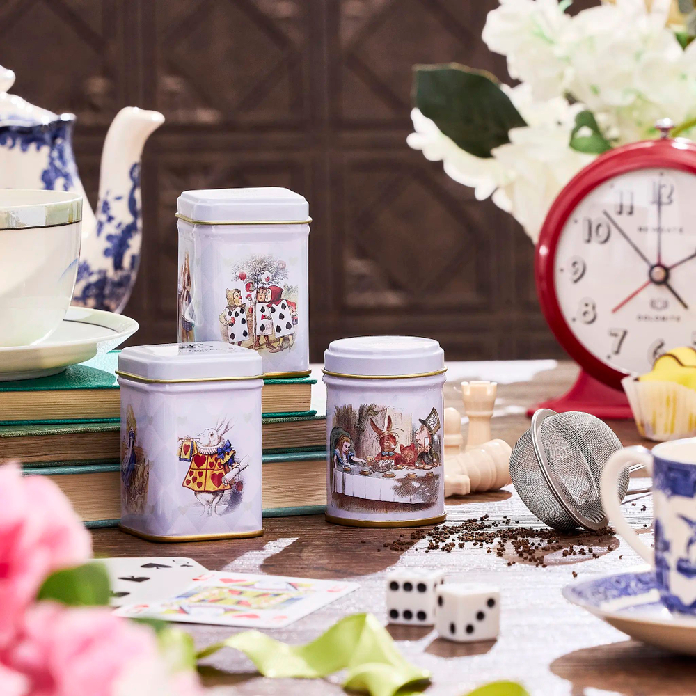 New English Teas Набор листового чая Alice In Wonderland Mini Tea Tin & Infuser Gift Set, 3шт