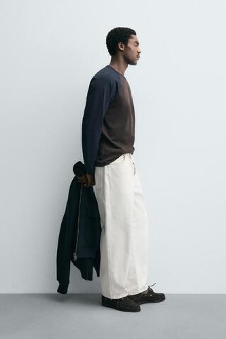 ZARA ФУТБОЛКА С ЦВЕТОВЫМИ БЛОКАМИ И РУКАВОМ РЕГЛАН, КОРИЧНЕВО-СИНИЙ