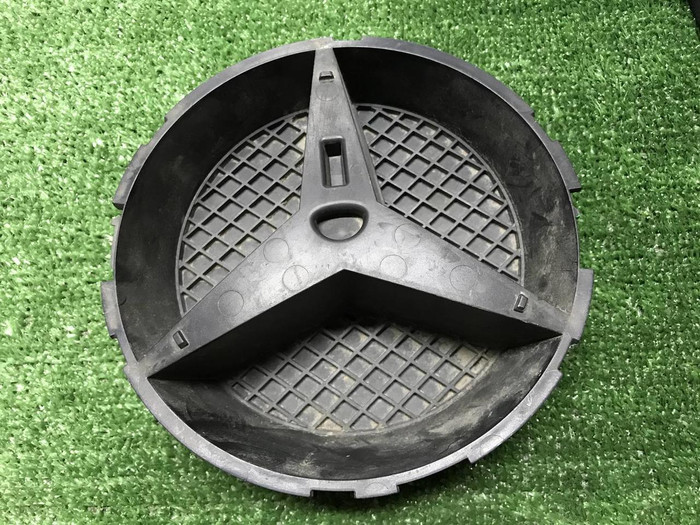 Эмблема решетки радиатора Mercedes GLE W166 11-18