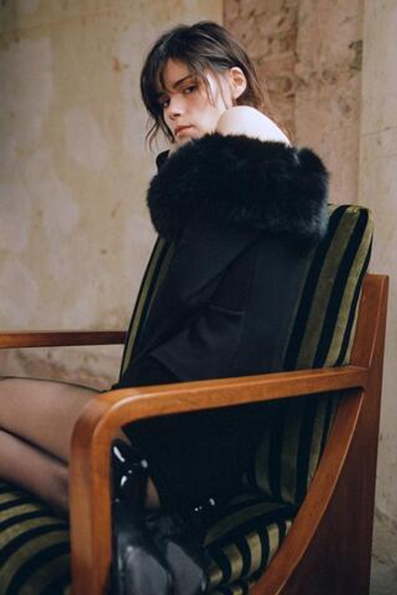 ZARA ТОП С ДЕТАЛЬЮ ИЗ ИСКУССТВЕННОГО МЕХА, ЧЕРНЫЙ