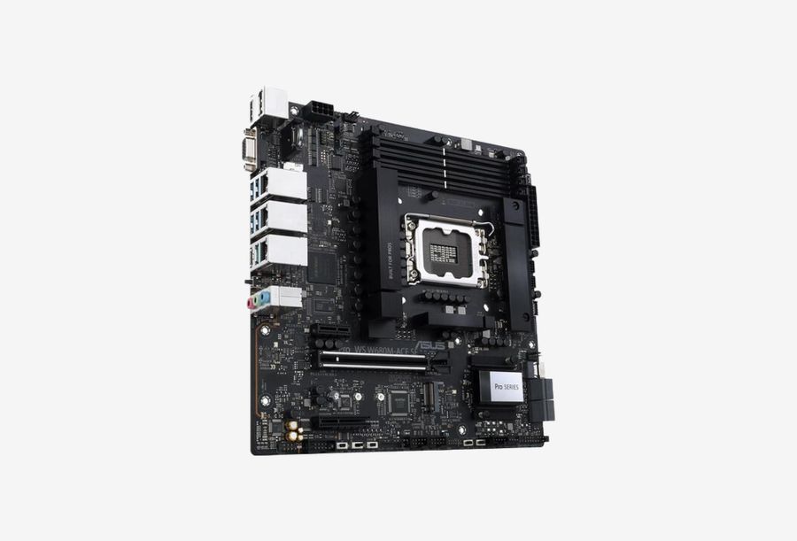 ASUS Pro WS W680M-ACE SE_0326709110238