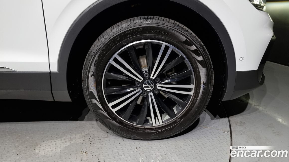 Volkswagen Tiguan 2 Generation 2.0 TDI Premium (12.2022)