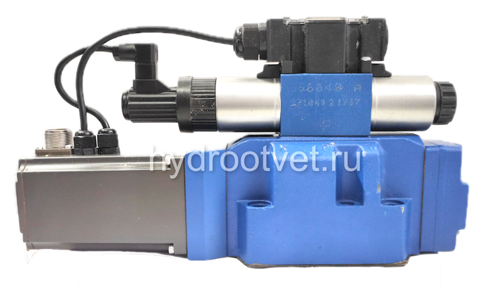 4WRTE16V200L-4X/6EG24K31/A1M - Пропорциональный быстродействующий распределитель с обратной связью по положению золотника и со встроенным усилителем (OBE), Ду16, A1 = ±10 В, номинальный расход 200 л/мин, схема V, каналы управления X и Y = внешние