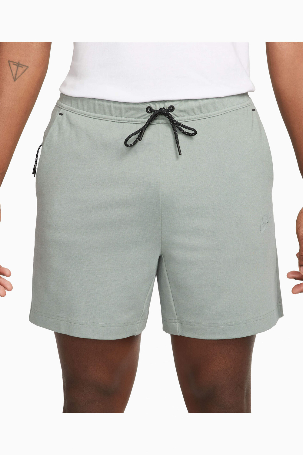 Шорты Nike Sportswear Tech Fleece Lightweight