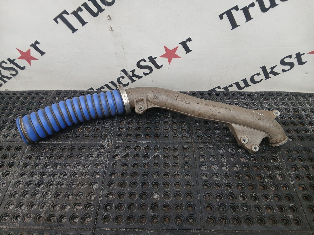 Патрубок интеркулера