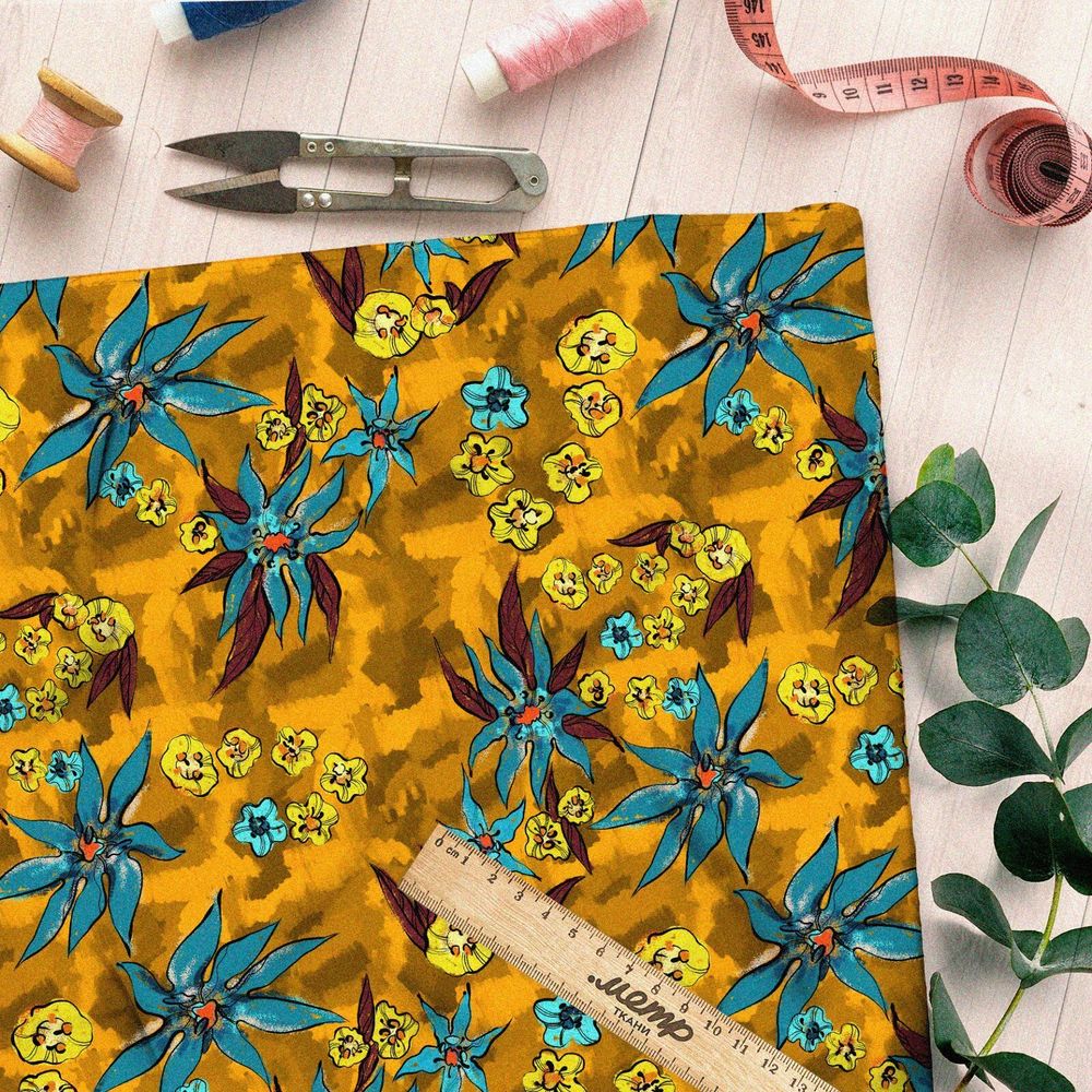 Ткань дюспо синие и горчичные цветы на жёлтом