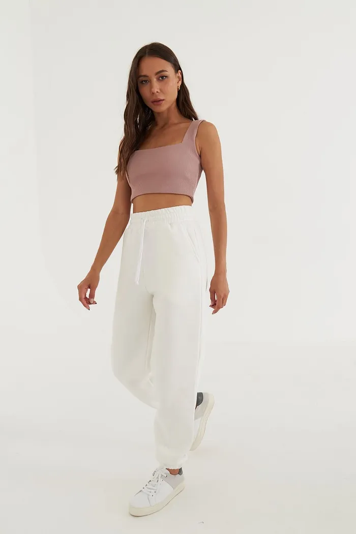 Кроп топ цвета розовое латте